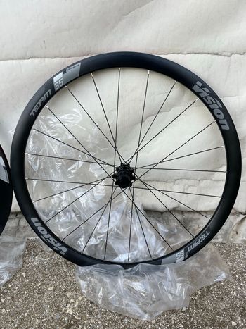 Vision Team 35 Disc Tlr 2025 bike usato — immagine 2 di 8