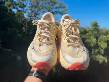 Hoka Speedgoat 7 bike usato — immagine 4 di 6