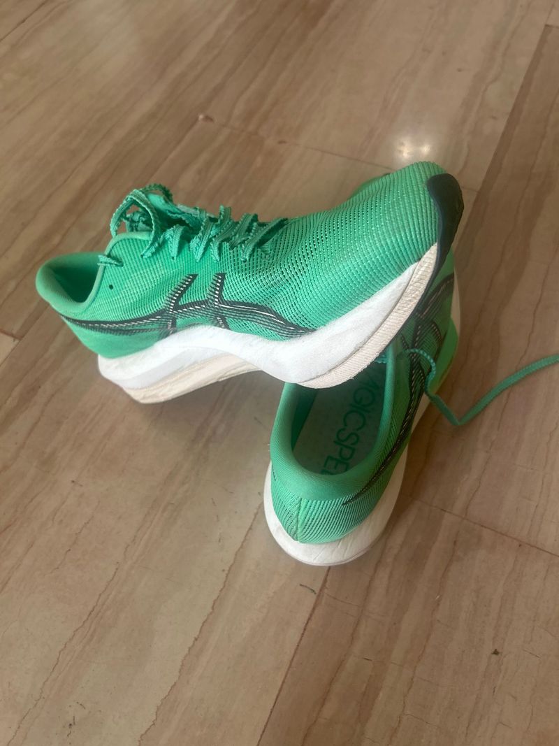 Used Asics Magic Speed 5 2026 Running Shoes