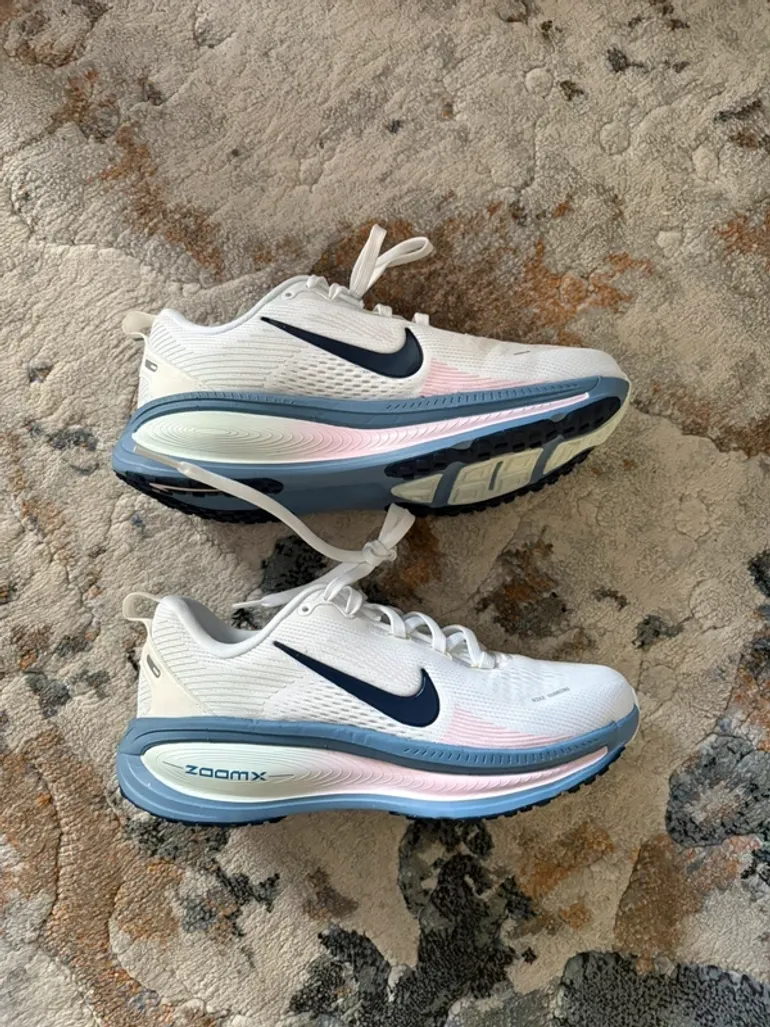 Used Nike Vomero 18 bike — image 2 of 7