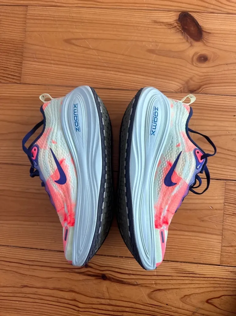 Used Nike Vomero Plus bike — image 5 of 8