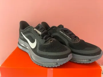 Pegasus Premium Running Shoes d'occasion