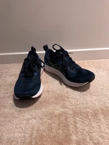 Used Asics Tsurugi Running Shoes
