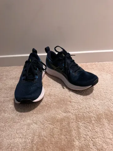Used Asics Tsurugi Running Shoes