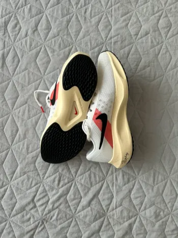 Used Nike Zoom Fly 6 bike — image 4 of 4