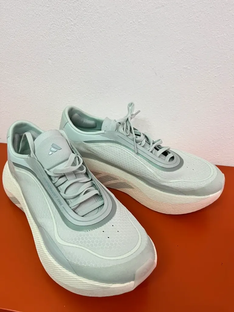 Used Adidas Hyperboost edge tech bike — image 10 of 12