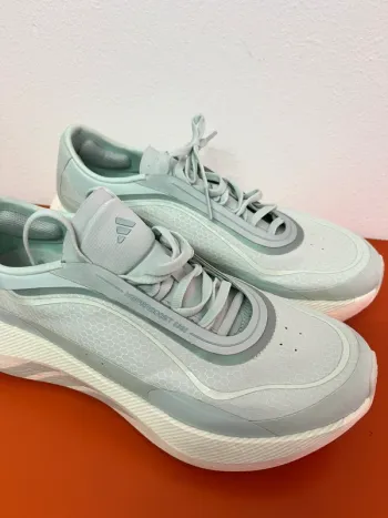 Used Adidas Hyperboost edge tech bike — image 9 of 12