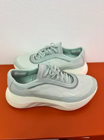Used Adidas Hyperboost edge tech bike — image 4 of 12