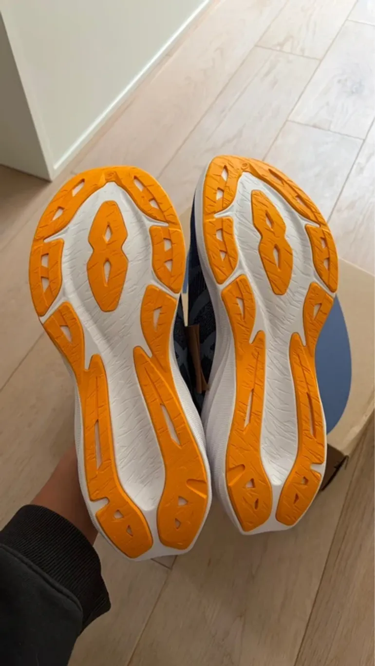 Used Asics Dynablast 5 bike — image 5 of 5