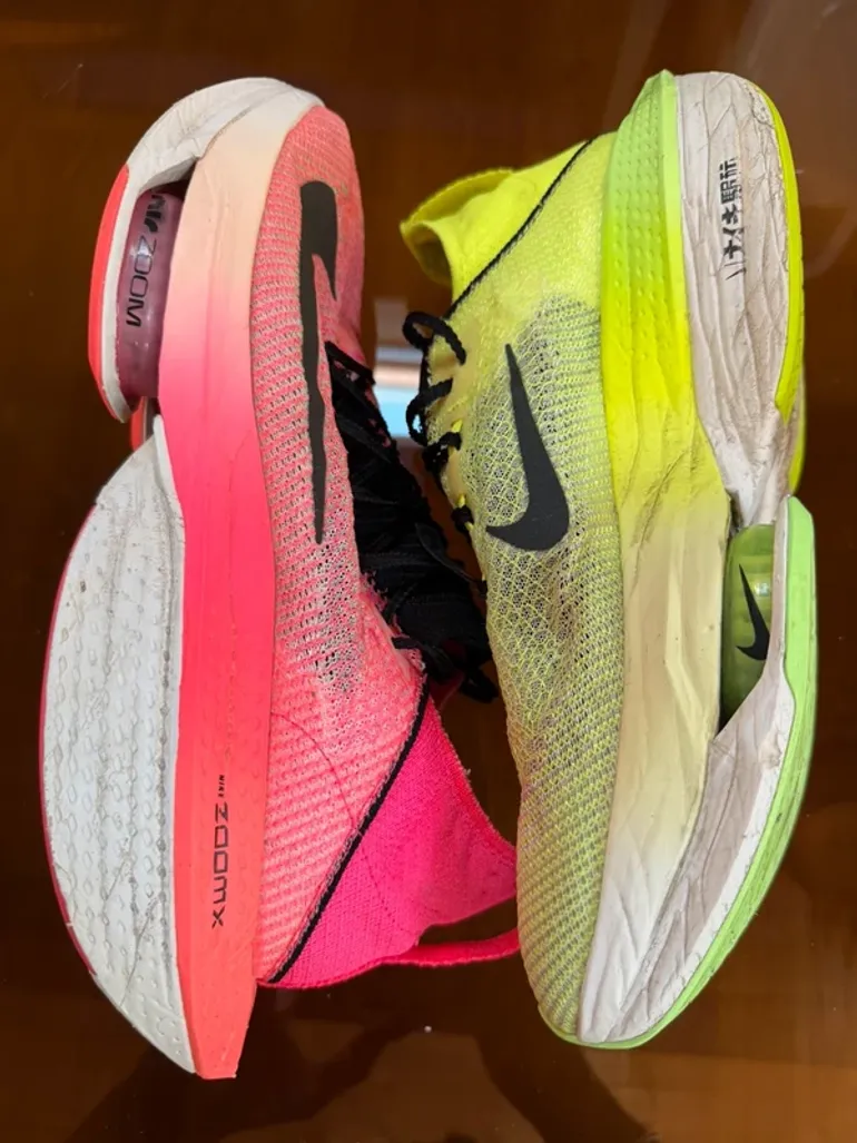 Tweedehands Nike Alphafly bike — afbeelding 2 van 3