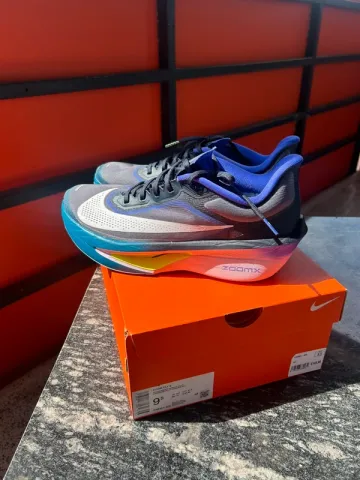 Used Nike Zoom Fly 6 Running Shoes