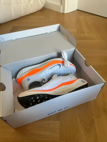 Brugt Nike Infinity Run x Bowerman bike — billede 4 af 5