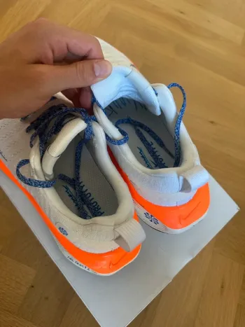Brugt Nike Infinity Run x Bowerman bike — billede 2 af 5