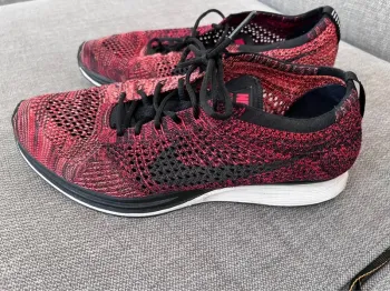 Nike Flyknit Racer Running Shoes usato
