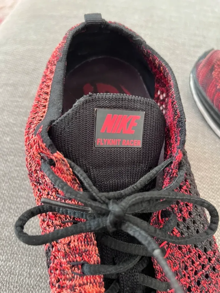 Nike Flyknit Racer bike usato — immagine 2 di 5