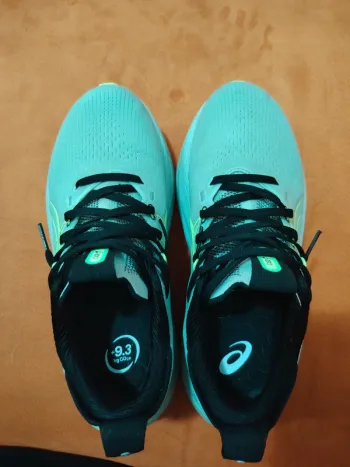 Asics Gel Nimbus 28 Running Shoes usato