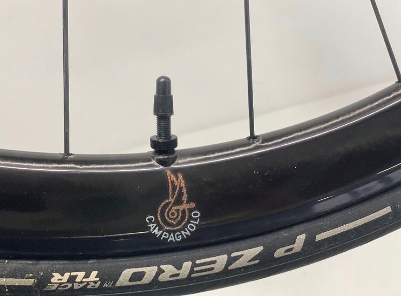 Käytetty Campagnolo Hyperon Ultra Carbon Wheelset 2025 Wheels