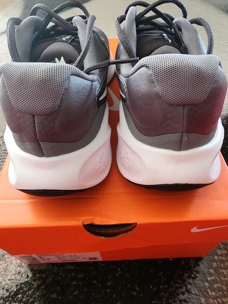 Used Nike Revolution 7 bike — image 6 of 12