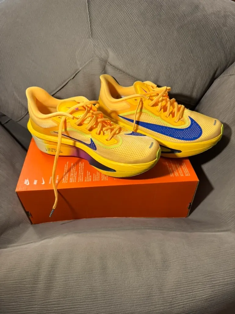Used Nike Zoom Fly 6 bike — image 2 of 7