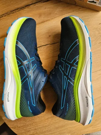 Used Asics GT-4000 3 bike — image 3 of 9