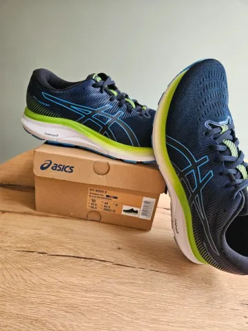 Used Asics GT-4000 3 Running Shoes