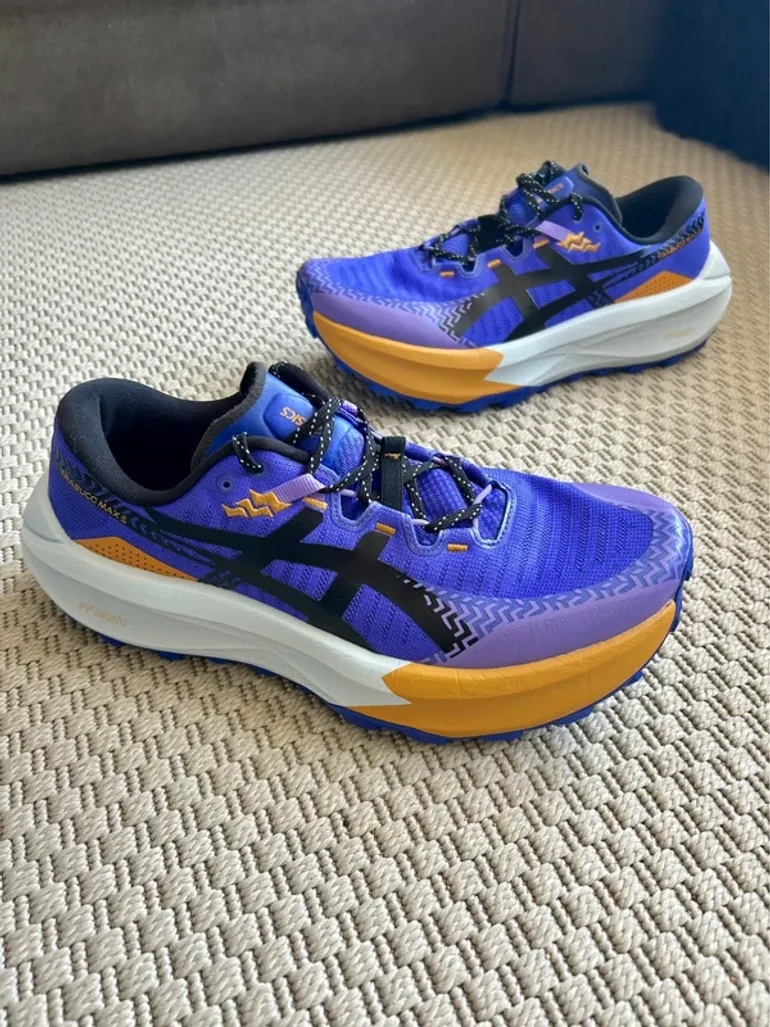 Tweedehands Asics Trabuco Max 5 bike — afbeelding 2 van 12