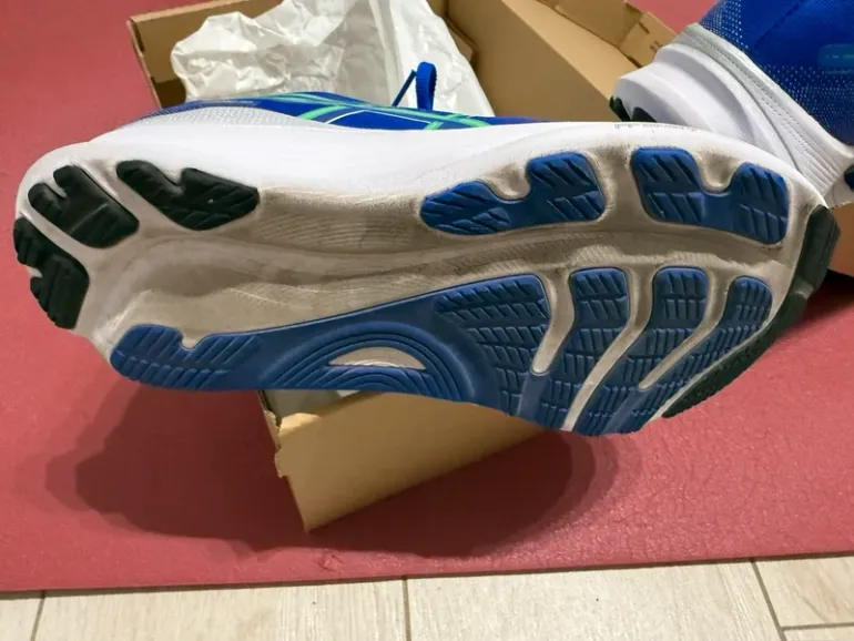 Použité Asics Gel-Kayano 32 bike — obrázek 3 z 15