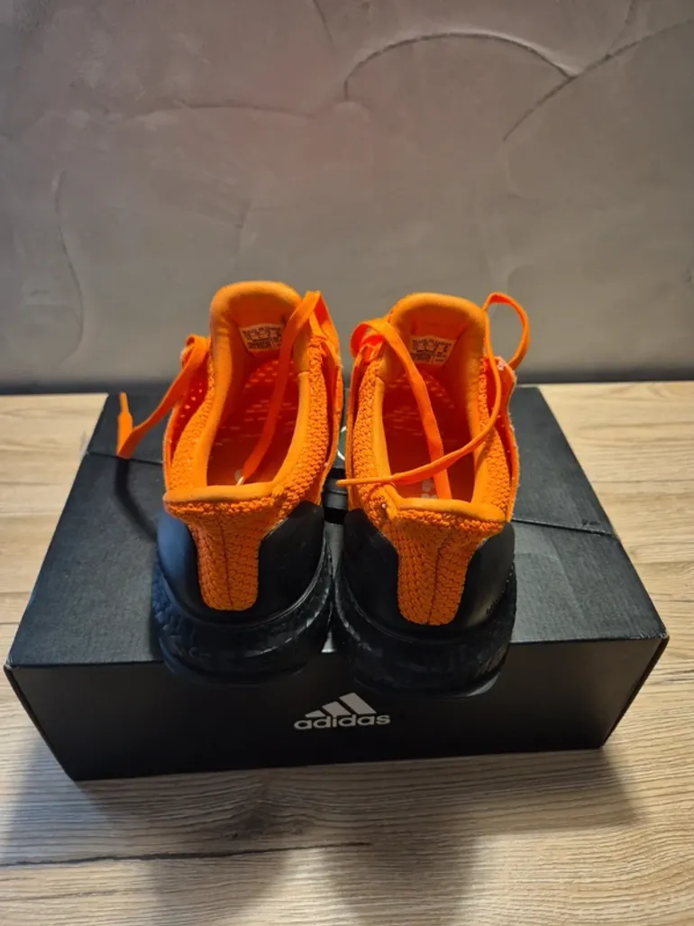 Tweedehands Adidas Ultraboost bike — afbeelding 4 van 7