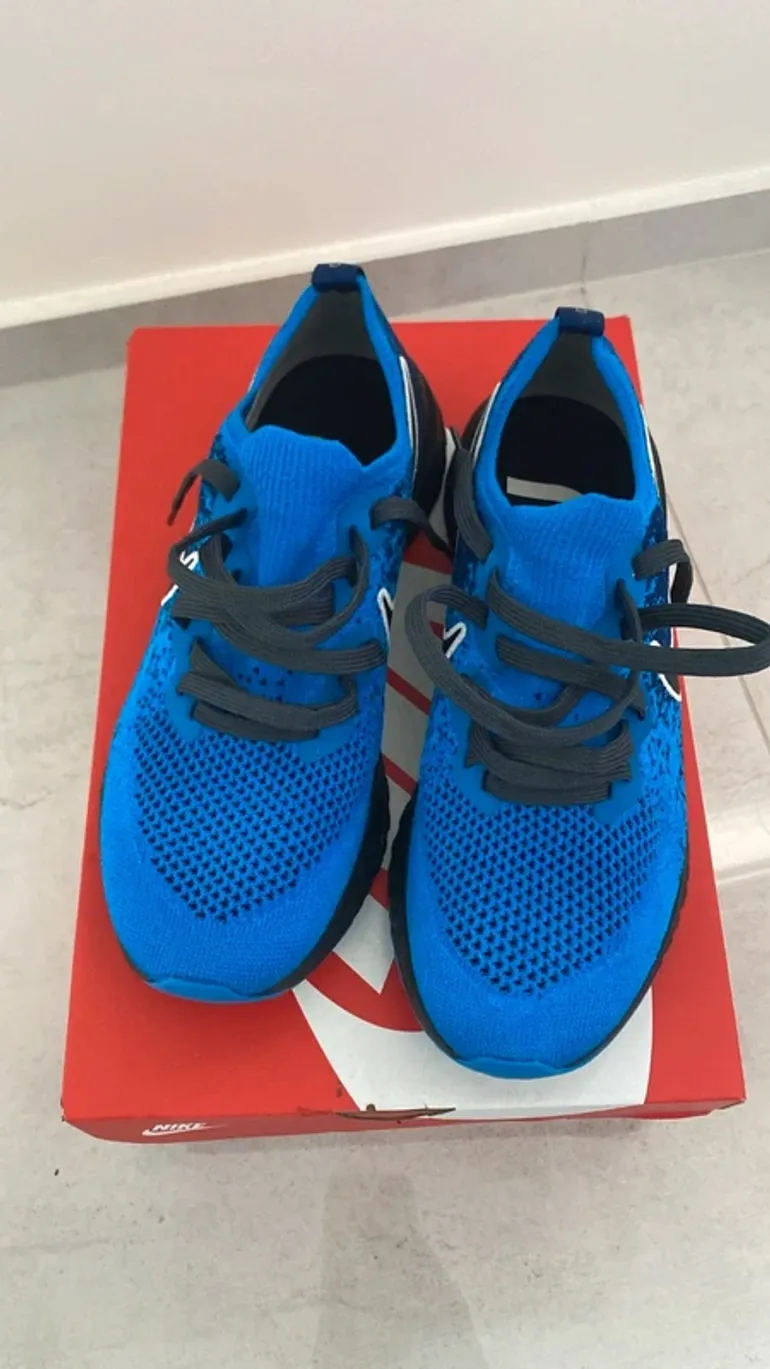 Used Nike Epic React bike — image 3 of 4