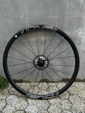 Used Roval Rapide CLX Wheelset bike — image 5 of 11