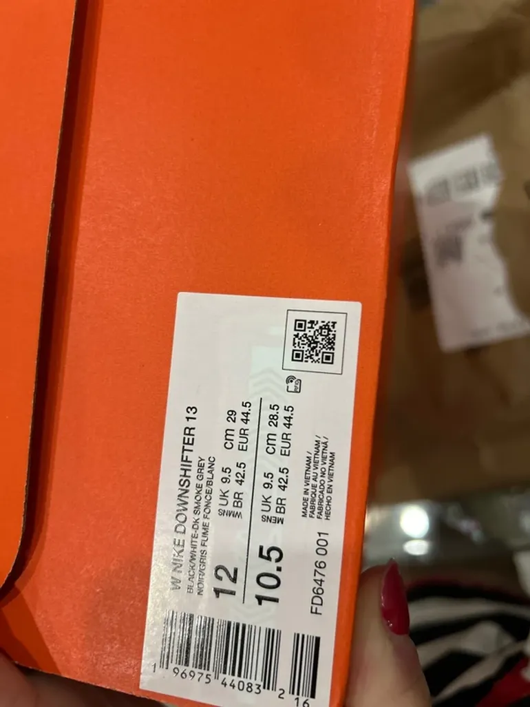 Used Nike Running Shoes bike — image 6 of 7