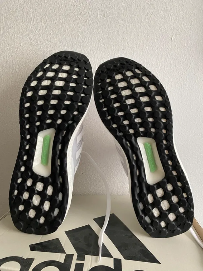 Adidas Ultraboost 1.0 bike d'occasion — image 3 sur 11