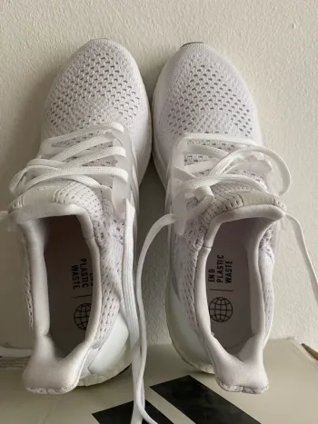 Adidas Ultraboost 1.0 bike d'occasion — image 9 sur 11
