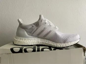 Adidas Ultraboost 1.0 bike d'occasion — image 8 sur 11