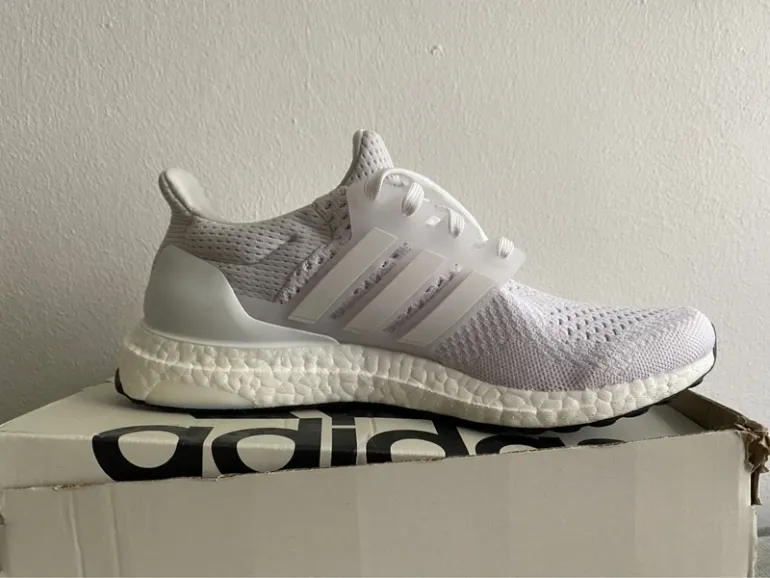 Adidas Ultraboost 1.0 bike d'occasion — image 8 sur 11