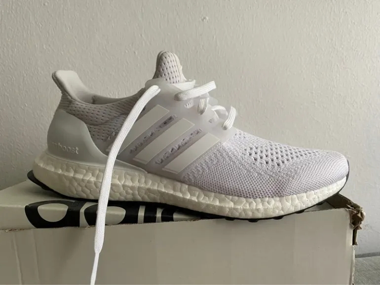Adidas Ultraboost 1.0 bike d'occasion — image 5 sur 11
