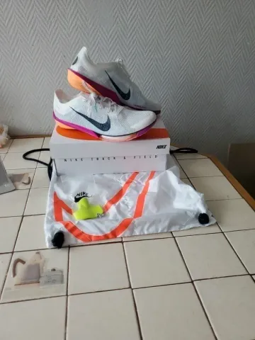 Used Orange Air Zoom Victory 2 Running Shoes