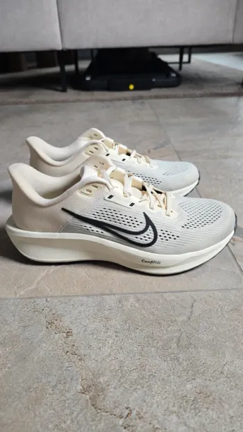 Tweedehands Nike Quest 6 bike — afbeelding 2 van 8
