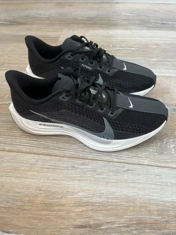 Used Pegasus Flyknit Plus bike — image 4 of 11