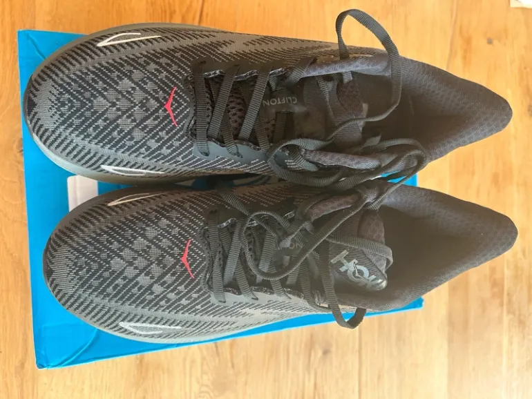Used Hoka Clifton 9 bike — image 3 of 6