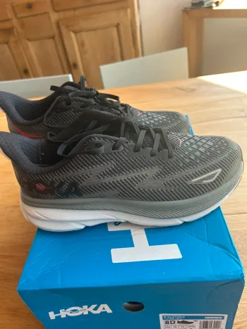 Used Hoka Clifton 9 bike — image 5 of 6
