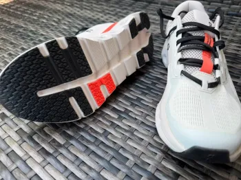 Brugt On Running On Laufschuhe 42 bike — billede 6 af 8