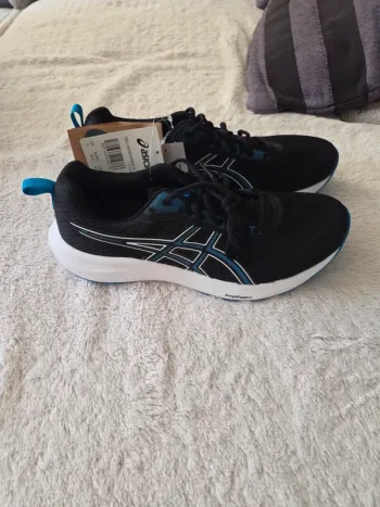 Used Asics Basket Running Shoes