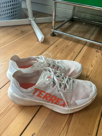 Used Adidas Terrex Agravic Speed Running Shoes