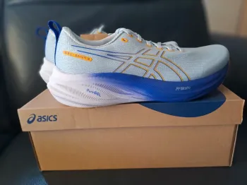 Gebrauchtes Asics Gel Saiun 3 Running Shoes
