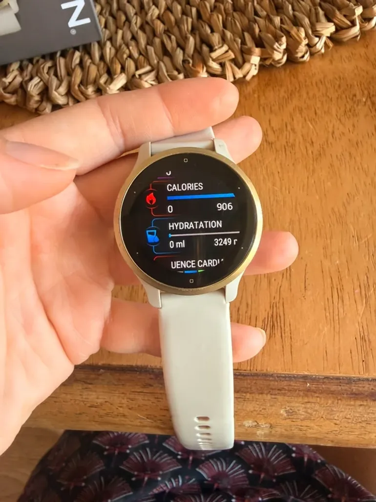 Used Garmin Venu 2s bike — image 3 of 3