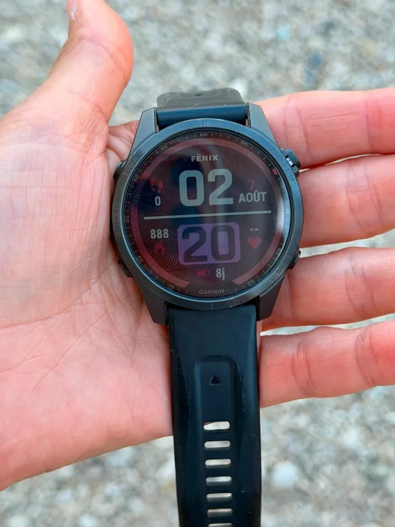 Used Garmin Fenix 7S Sapphire Solar bike — image 3 of 5