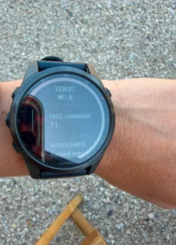 Used Garmin Fenix 7S Sapphire Solar bike — image 2 of 5
