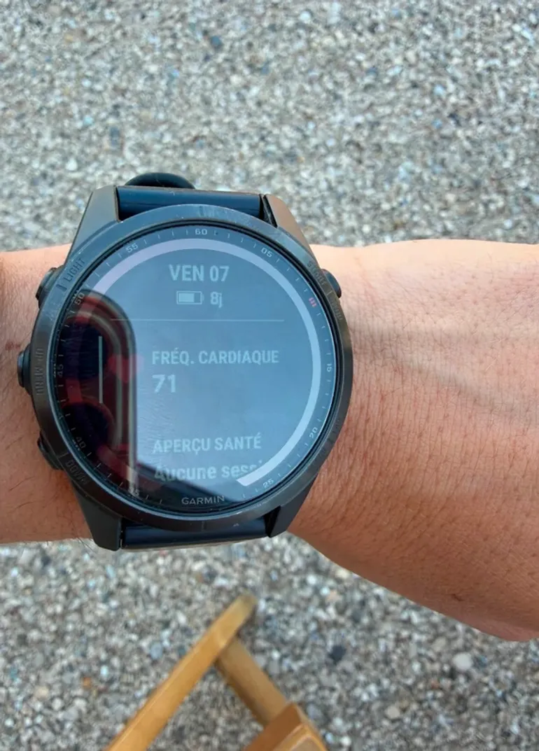 Used Garmin Fenix 7S Sapphire Solar bike — image 2 of 5