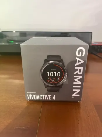 Used Garmin vivoactive 4 Electronics